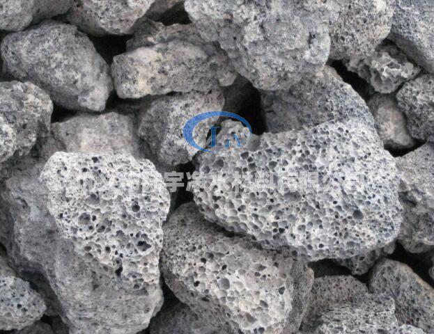 <a href='http://m.bisprofessionals.com' target='_blank'><u>火山巖</u></a>濾料