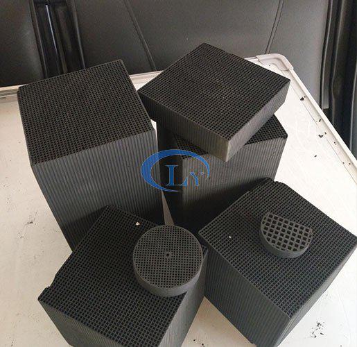 <a href='http://m.bisprofessionals.com' target='_blank'><u>蜂窩活性炭</u></a>