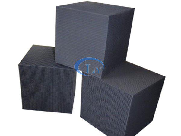 <a href='http://m.bisprofessionals.com' target='_blank'><u>蜂窩活性炭</u></a>